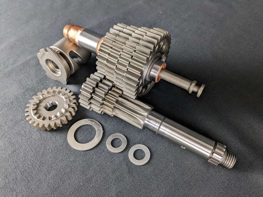 Ronge Motorsport 4 Gang Renngetriebe Simson Enduro & Straße mit langem 1. Gang (L1,2,3,4)